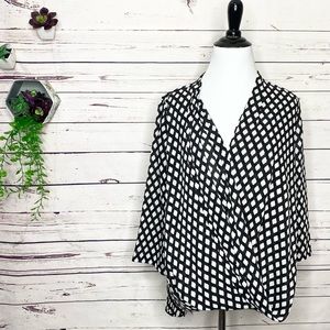 WHBM Black & White Polka Dot Twist Front Wrap Blouse Top Size 4 Small